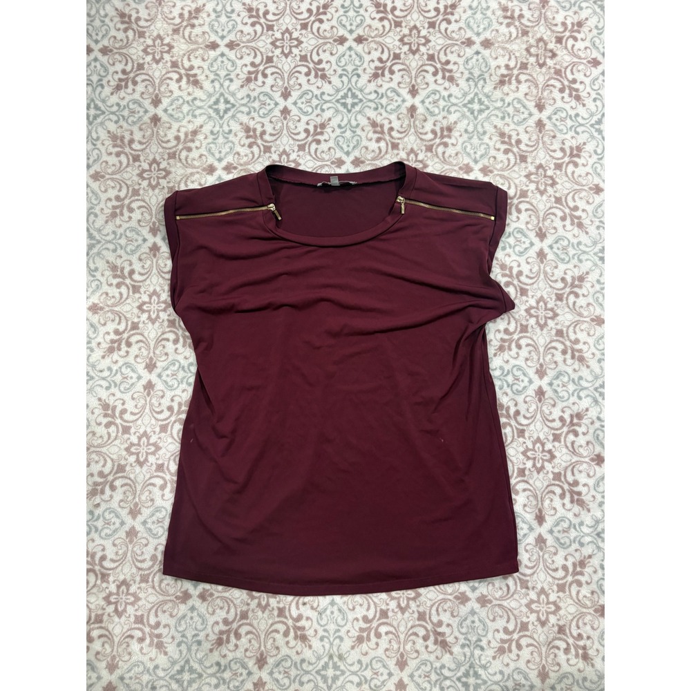 Sweet Rain Burgundy Short Sleeve Top Gold Shoulder Zippers Large
